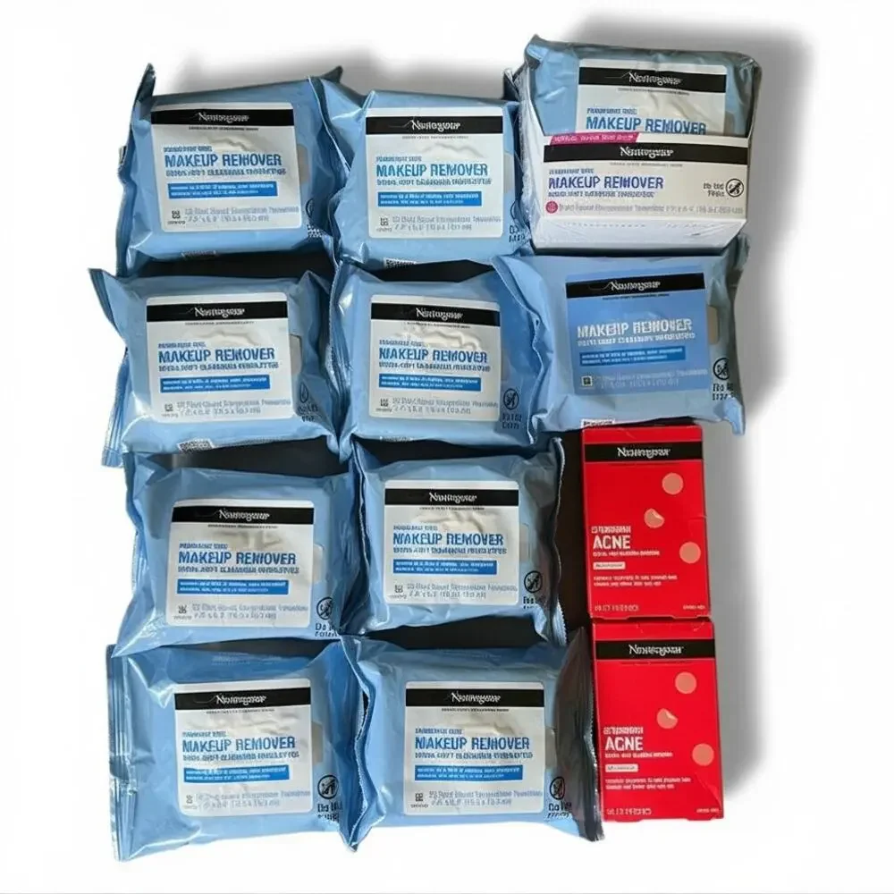 Lot 13 Neutrogena Makeup Remover Fragrance Free  25ct + Acne Patch